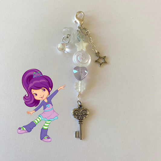 plum pudding keychain