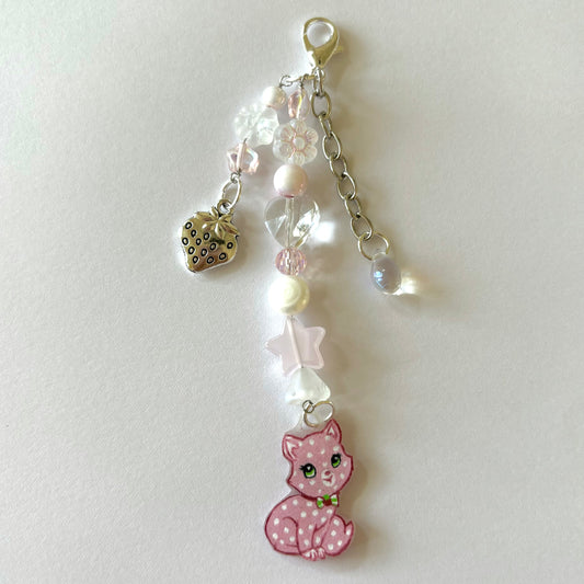 custard strawberry shortcake keychain