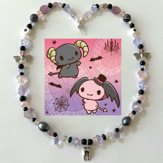 lloromannic necklace