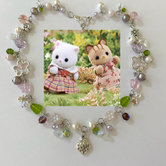calico critters “blossom fairy kitties” complex necklace
